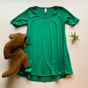 LuLaRoe Green Irma Tunic Top size XXS short sleeve
